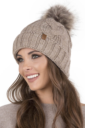 Vivisence Wintermütze mit Bommel Damen Perfekte Passform Warmes Strickmütze Herbst Frauen Mütze für Winter Aufgerolltem Design für Extra Wärme Ideal für Kalte Wintertage Modell 7014, Beige