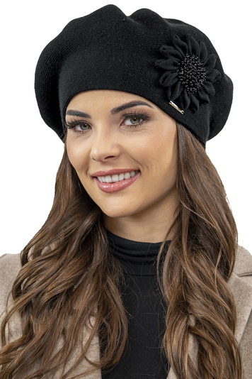 Vivisence Winter Baskenmütze für Damen Herbst Warme Barette mit Zarter Blumenapplikation Frauen Elegante Klassischem Stil Perfekte für Herbst und Wintertage Modell 7048, Schwarz