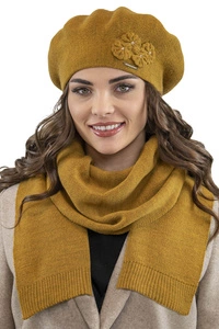 Vivisence Damen Mütze mit Schal Mit Blume Applikation Wärme An Wintertagen 7006, honig