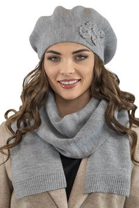 Vivisence Damen Mütze mit Schal Mit Blume Applikation Wärme An Wintertagen 7006, hellgrau