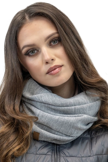 Vivisence Damen Winter Loop-Schal Eleganter Wärmendes Warmem Garn Vielseitig Winterschal Frauen Eleganten Doppelt Um Den Hals Tragbar Perfekt Kalte Wintertage Modell 7106, hellgrau
